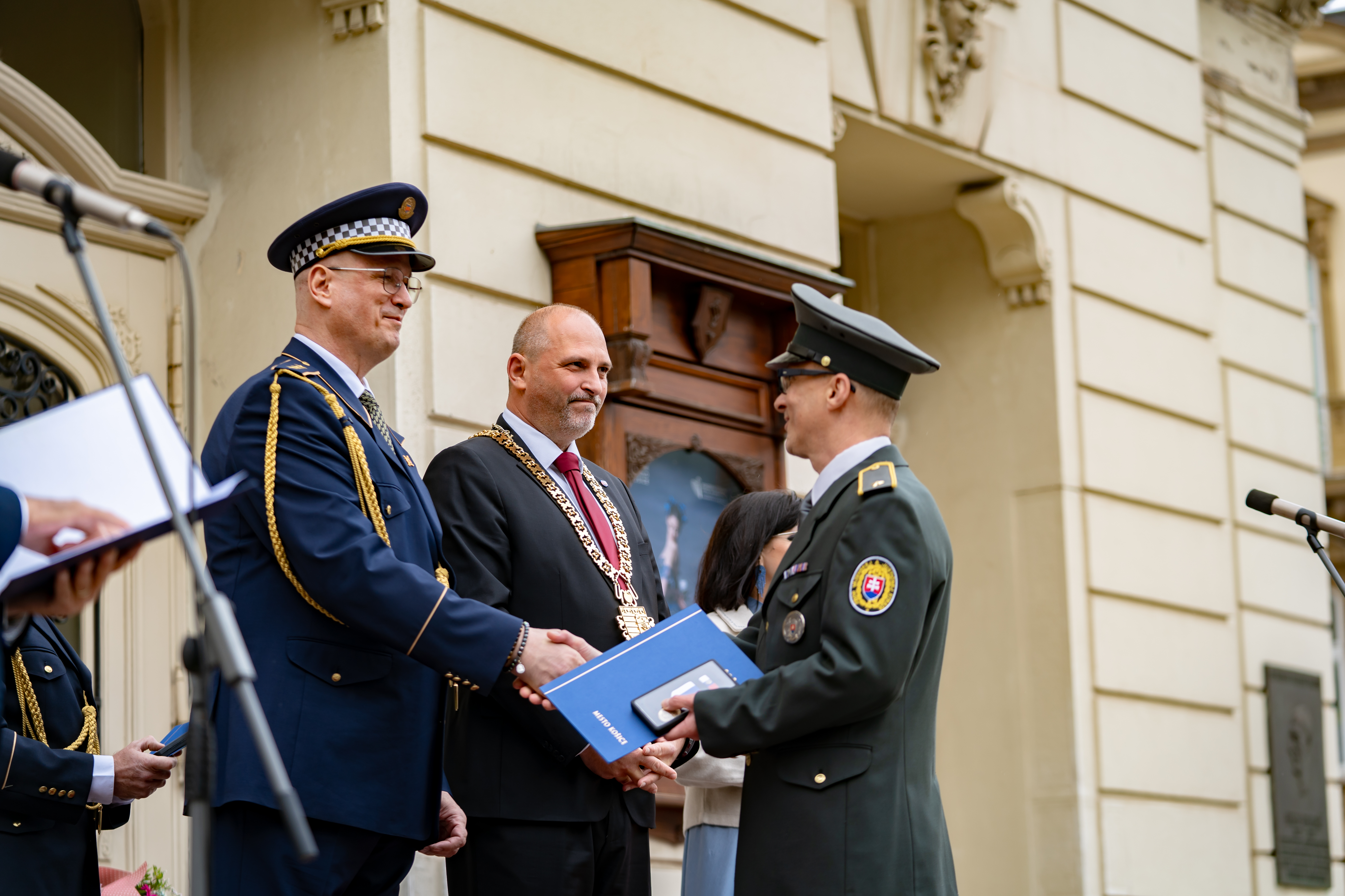 Slavnostne ocenovanie prislusnikov Mestskej policie -23